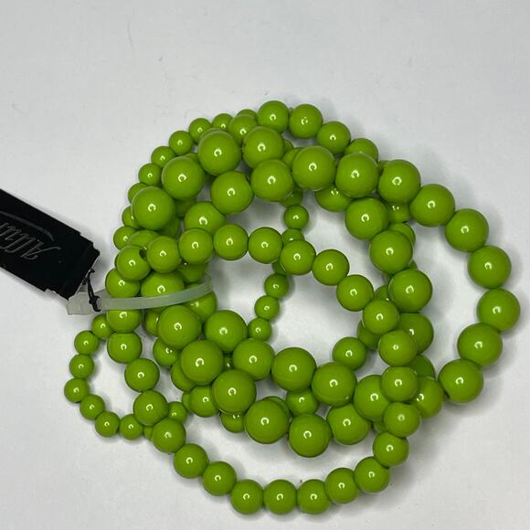 Set of 5 beaded stretch bracelets spring green graduated size beads beading - Picture 9 of 12